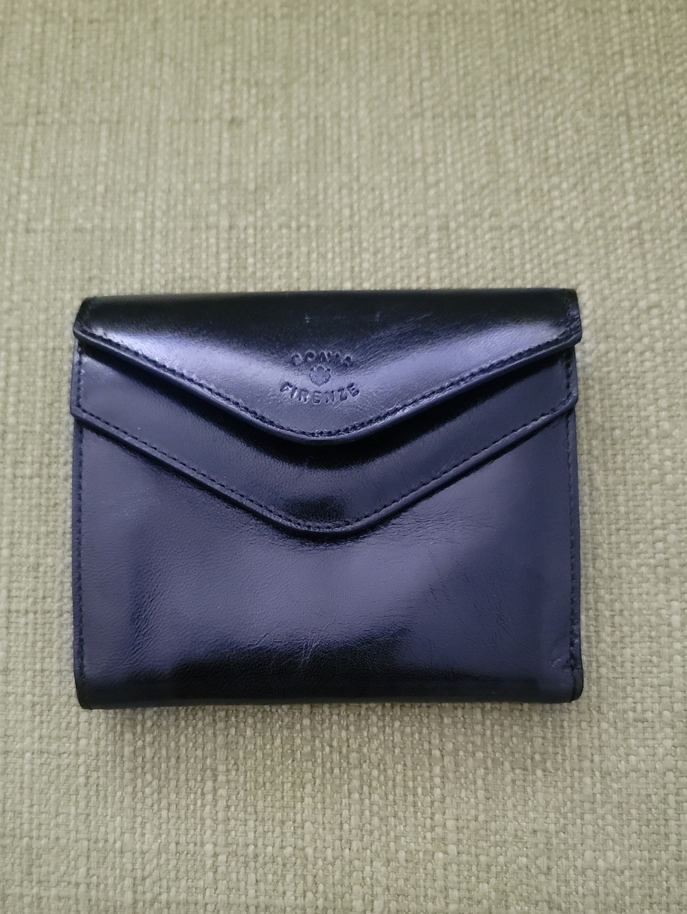 Classic Black Leather Envelope Wallet - Polished Finish